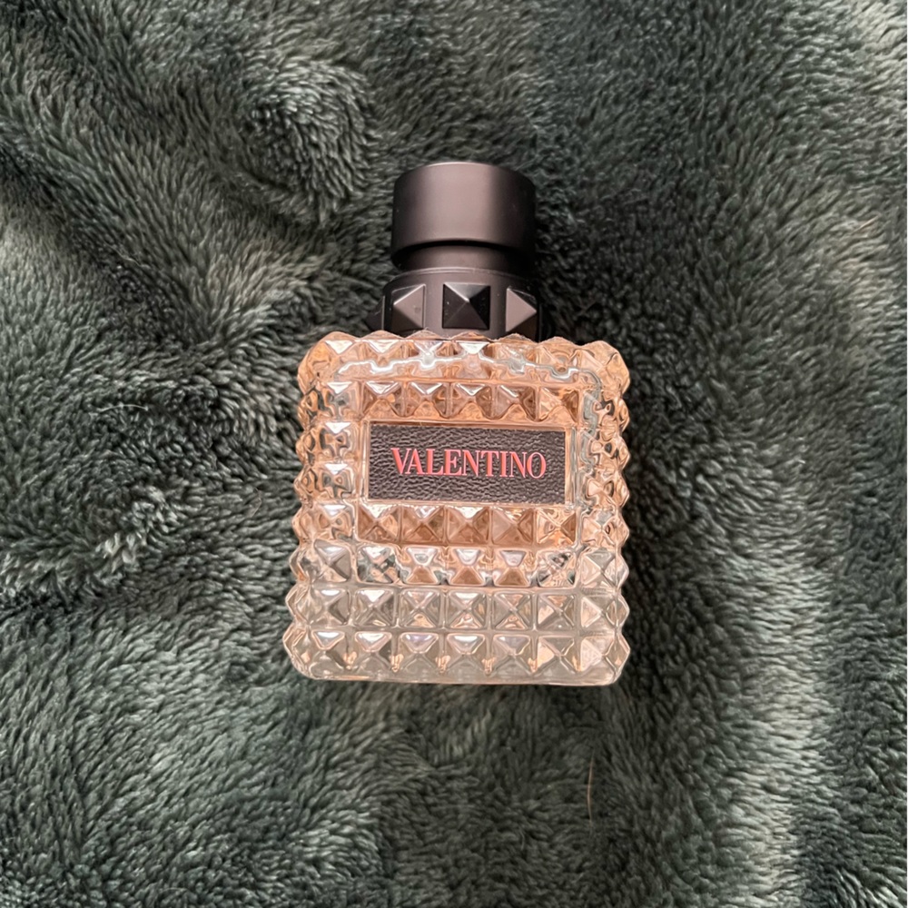 Valentino Born in Roma Coral Fantasy